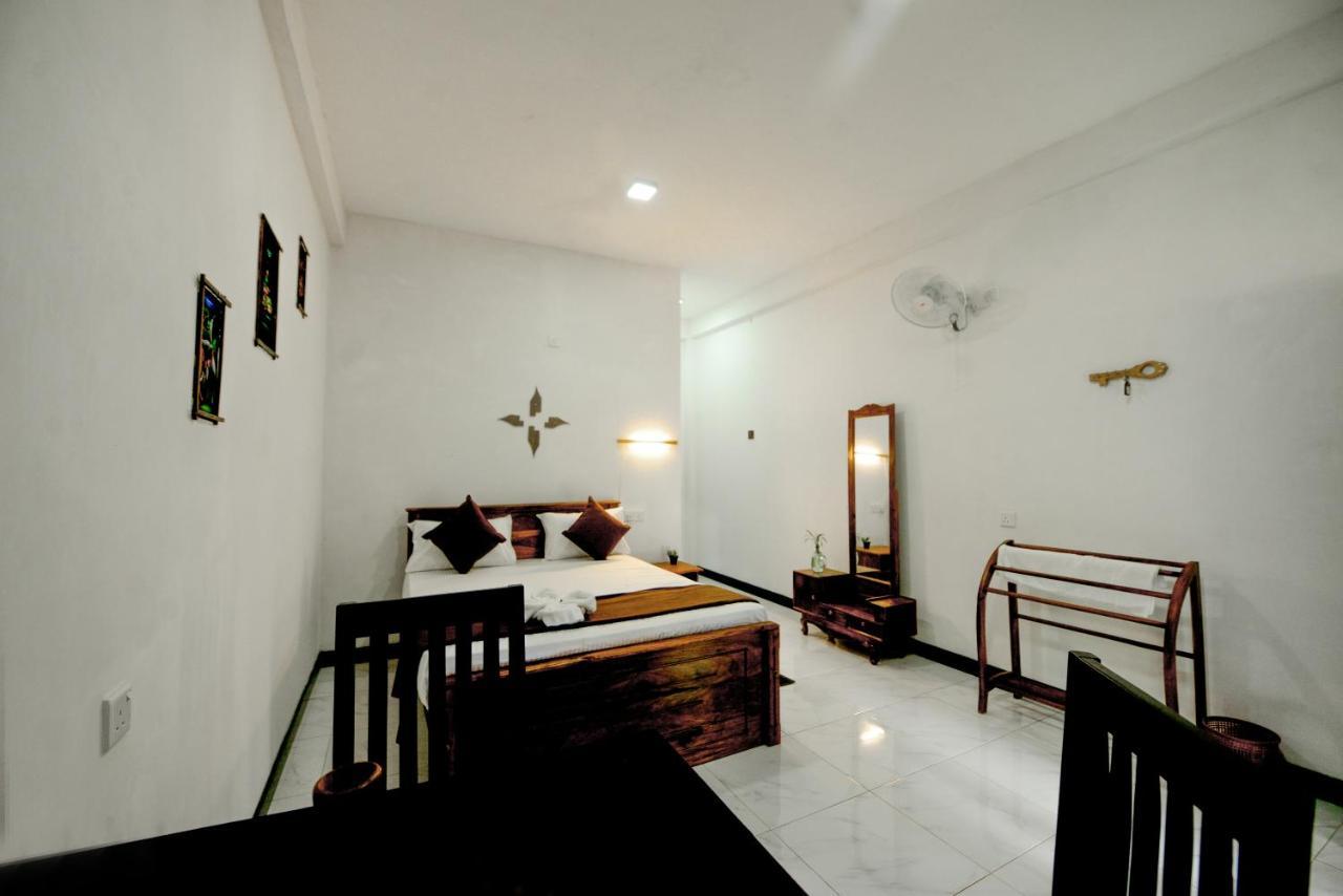 Dambulla Kings Inn Экстерьер фото