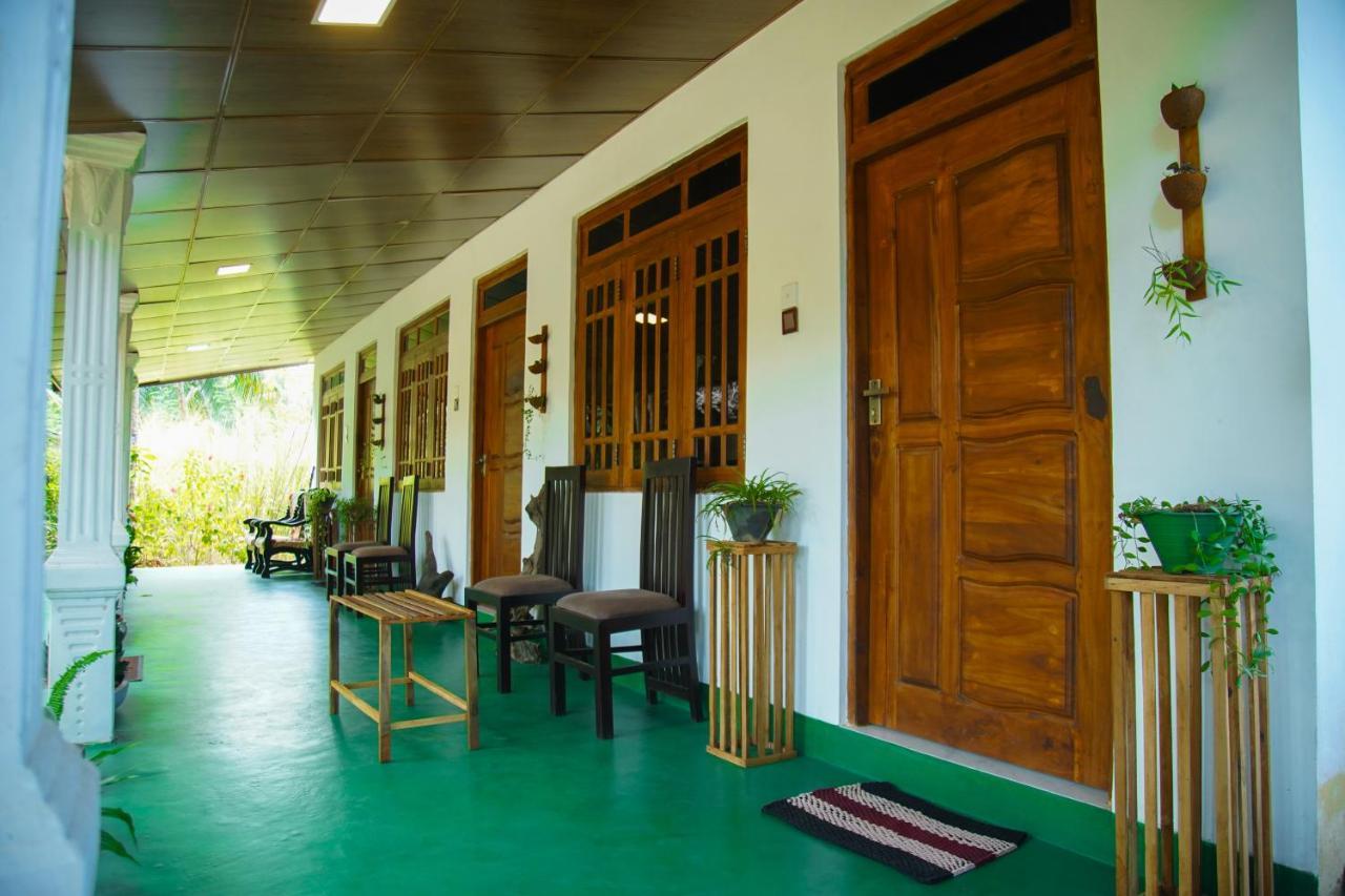 Dambulla Kings Inn Экстерьер фото